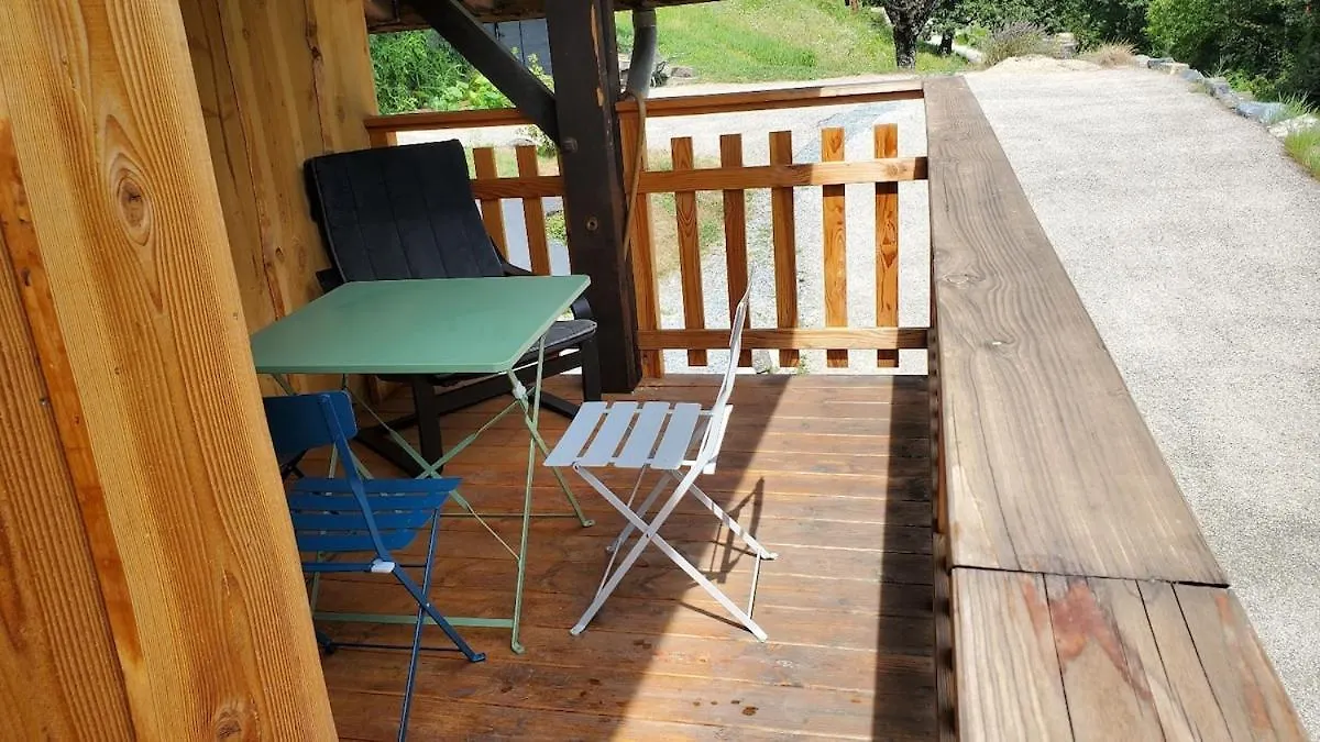Maison Confortable Avec Balcon Et Coin Terrasse Allemont